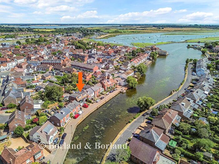 3 Bedroom Town House For Sale In Bridgefoot Path, Emsworth, PO10