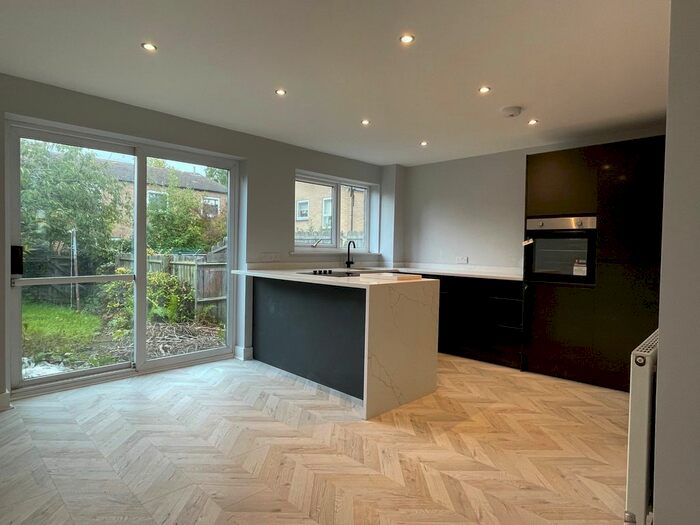 3 Bedroom End Of Terrace House To Rent In Causeway Head Road, Sheffield, Yorkshire, S17