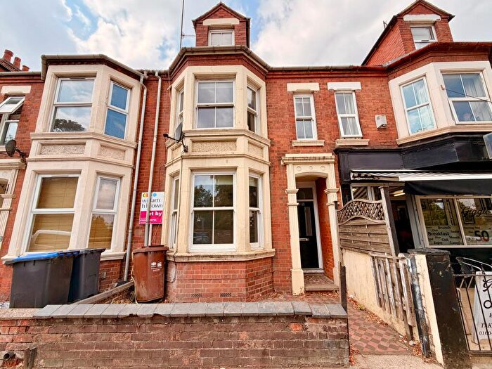 4 Bedroom House To Rent In London Road, Northampton, NN4