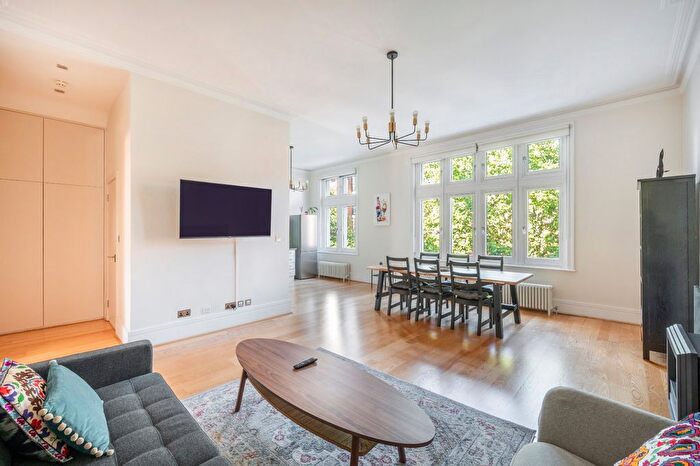 2 Bedroom Flat To Rent In Palace Court, Bayswater, W2