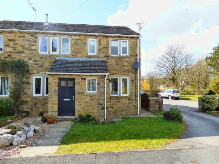 2 Bedroom Town House To Rent In Piece Fields, Threshfield, Skipton, BD23