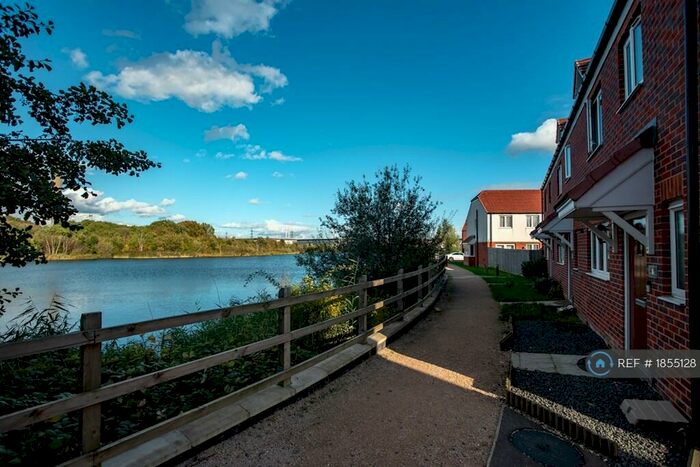 4 Bedroom Terraced House To Rent In Ellingham View, Dartford, DA1