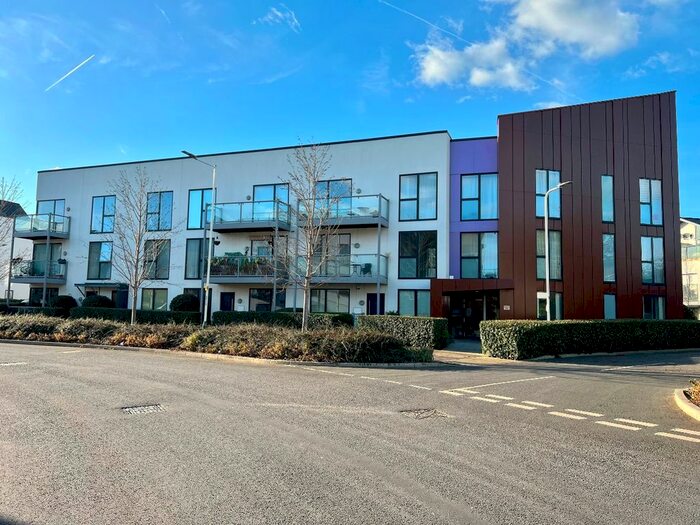 1 Bedroom Flat To Rent In Flat, Denmark Lodge, St. Clements Avenue, Romford RM3