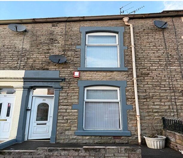 4 Bedroom Terraced House To Rent In Snape Street, Darwen, Lancashire, BB3