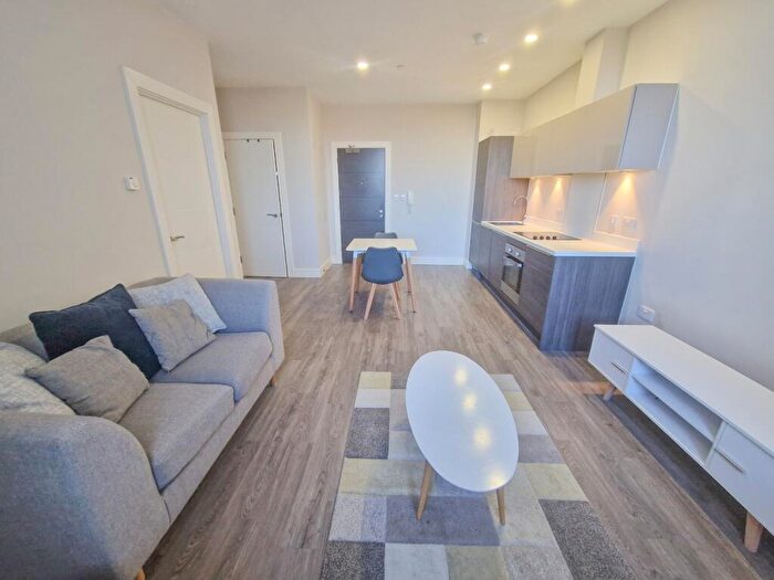 1 Bedroom Flat To Rent In Greenleigh Court, Dawsons Square, Pudsey, West Yorkshire, LS28