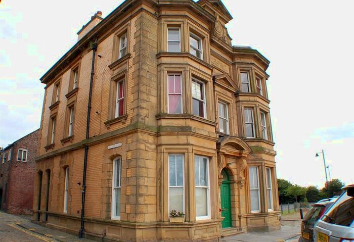 1 Bedroom Flat To Rent In Daltons Lane, Mill Dam, South Shields, NE33