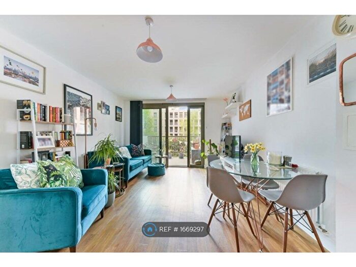 1 Bedroom Flat To Rent In Meadow Court, London, E16