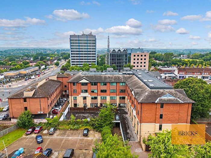 2 Bedroom Flat To Rent In Key Point, High Street, Potters Bar, EN6