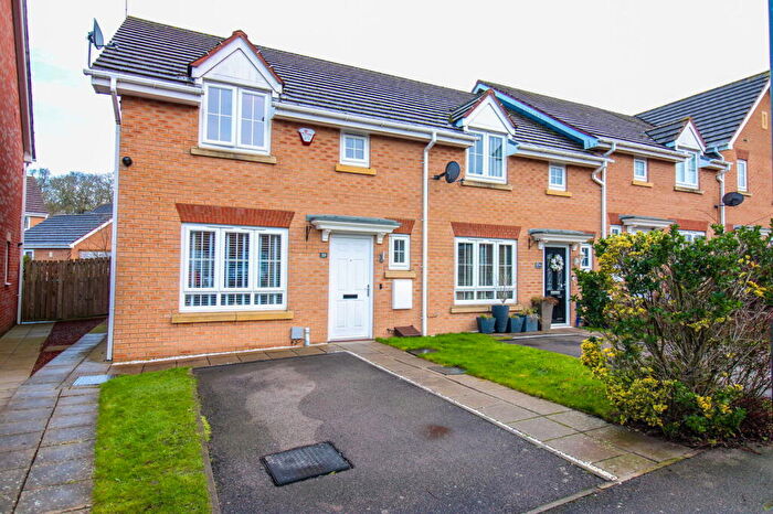 3 Bedroom End Of Terrace House For Sale In Sunningdale Way, Gainsborough, DN21