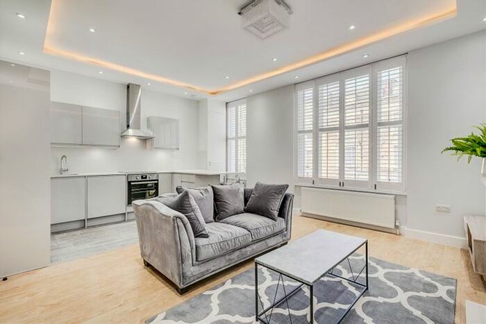 2 Bedroom Flat To Rent In Eardley Crescent, London, SW5