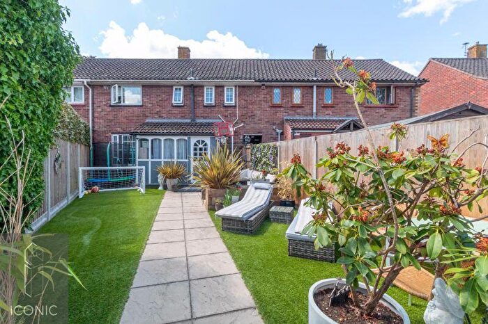 3 Bedroom Terraced House For Sale In Woodforde Road, Norwich, NR7