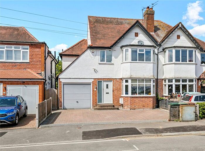 4 Bedroom Semi-Detached House For Sale In Mount View, Rickmansworth, Hertfordshire, WD3