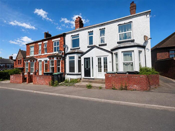 2 Bedroom Terraced House For Sale In Harcourt Street, Raunds, Wellingborough, NN9