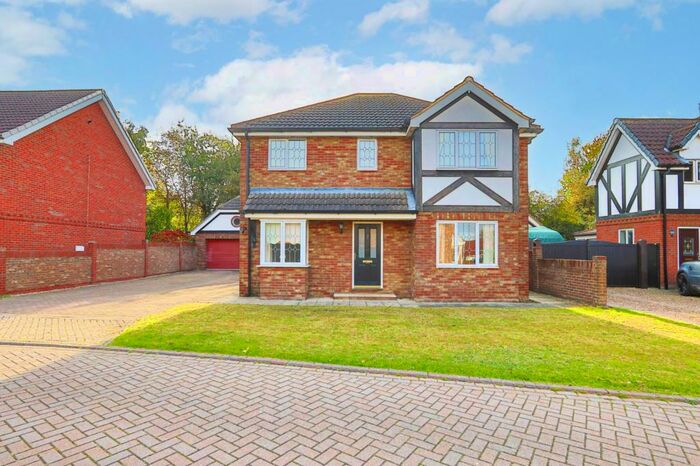 4 Bedroom Detached House For Sale In Abbey Rise, Barrow-upon-Humber, Lincolnshire, DN19