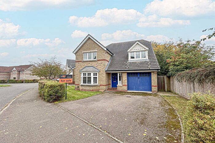 4 Bedroom Detached House For Sale In Heasman Close, Newmarket, CB8