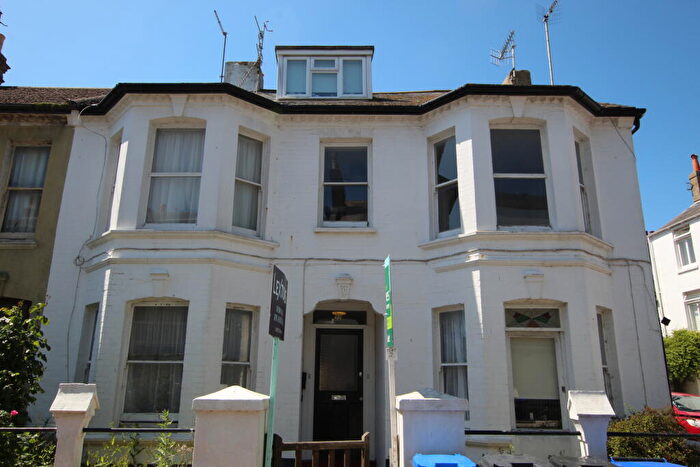 2 Bedroom Flat To Rent In Warwick Road, (), Worthing, BN11