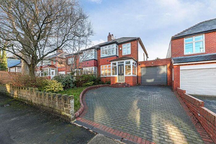 3 Bedroom Property For Sale In Hillside, Killingworth Village, NE12