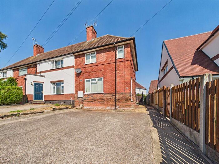 3 Bedroom End Of Terrace House To Rent In Linton Rise, Nottingham, NG3