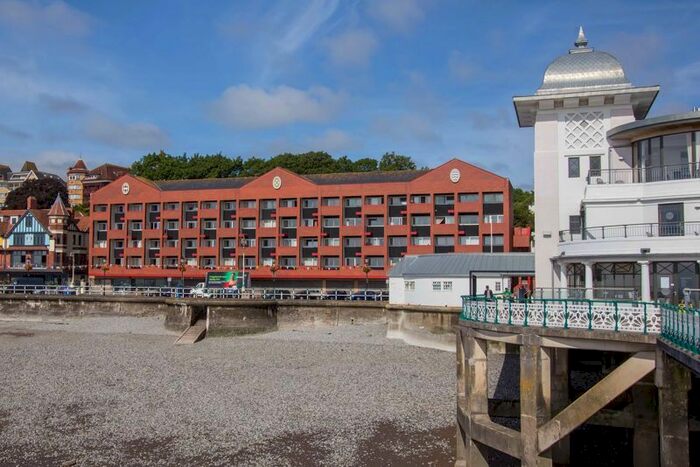 3 Bedroom Flat To Rent In Windsor Court, The Esplanade, Penarth, CF64