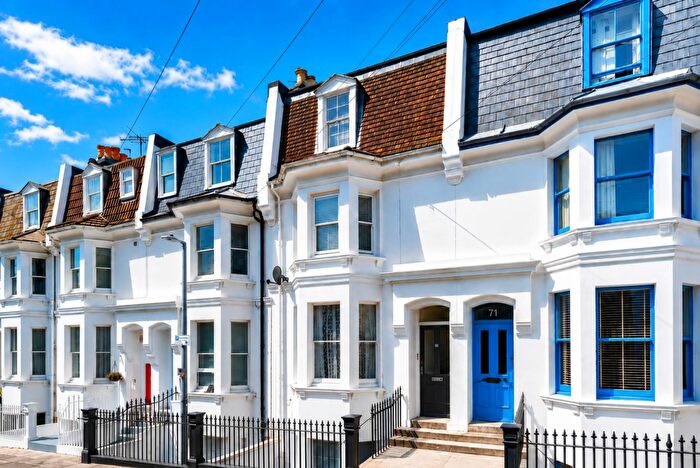 2 Bedroom Maisonette For Sale In Vere Road, Brighton, BN1