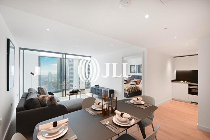 1 Bedroom Flat To Rent In Landmark Pinnacle, Marsh Wall, E14