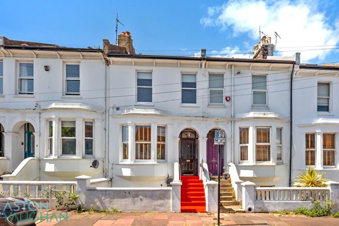 2 Bedroom Maisonette To Rent In Princes Terrace, Brighton, BN2