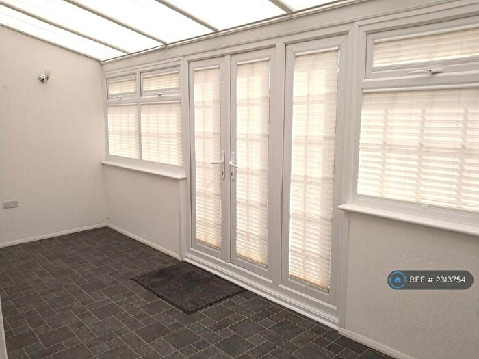 2 Bedroom Bungalow To Rent In Seaforth Gardens, Epsom, KT19