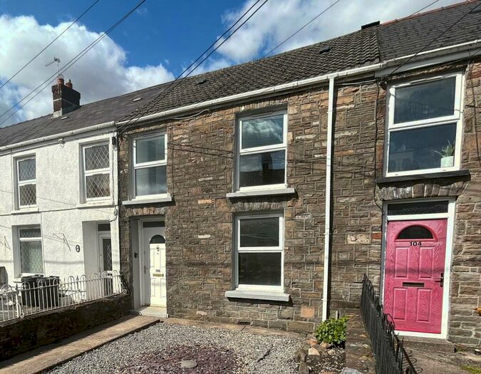 2 Bedroom House To Rent In Cwmamman Road, Glanaman, Ammanford, SA18