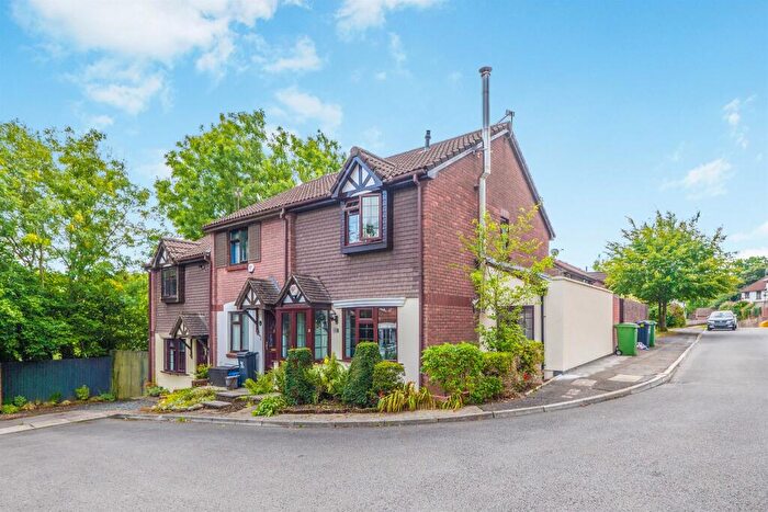 3 Bedroom Semi-Detached House For Sale In Canopus Close, St. Mellons, Cardiff, CF3