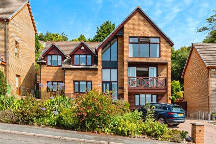 5 Bedroom Detached House For Sale In Mumbles Head Park, Pembrey, Burry Port, SA16