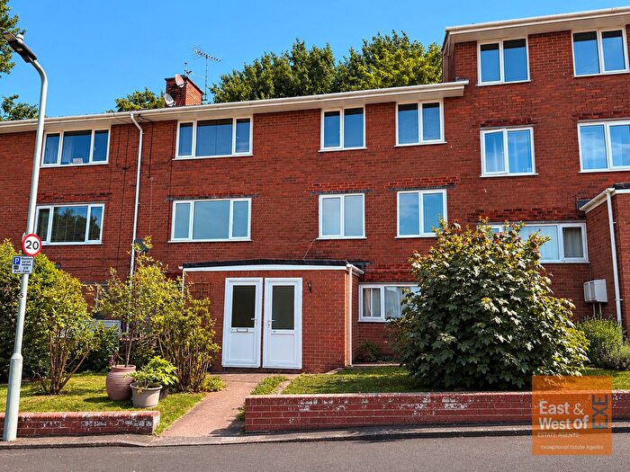 2 Bedroom Flat For Sale In Altamira, Topsham, Exeter, EX3