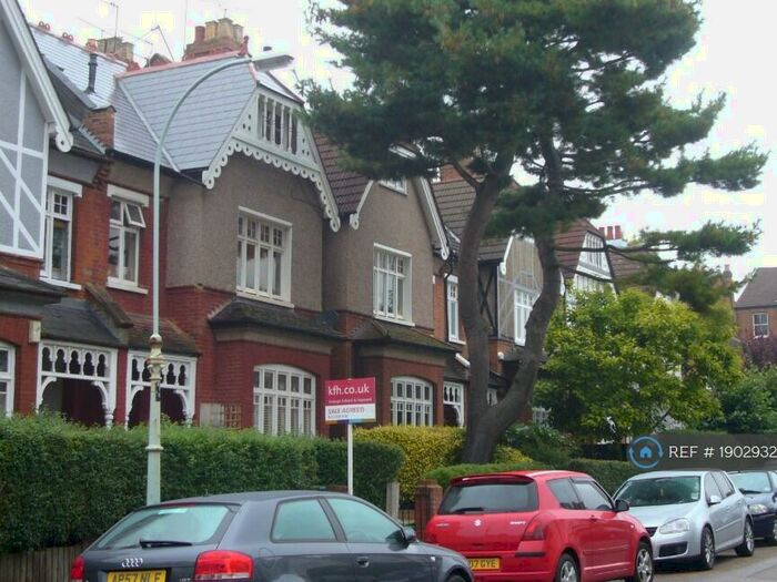 2 Bedroom Flat To Rent In Birchington Road, London, N8