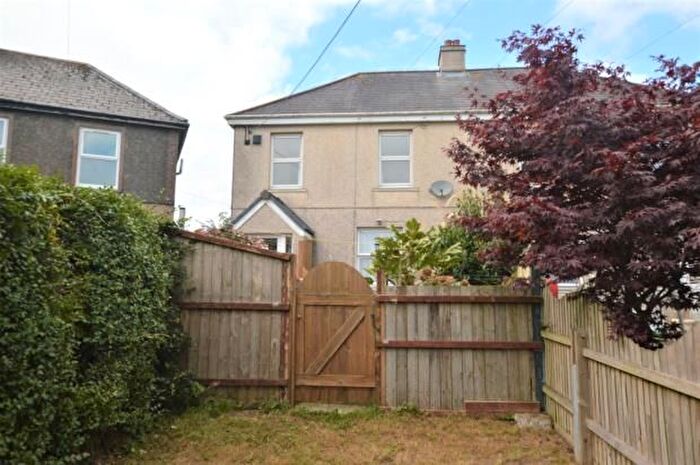 1 Bedroom Flat For Sale In Lower Parc Estate, Gweek, Helston, Cornwall, TR12