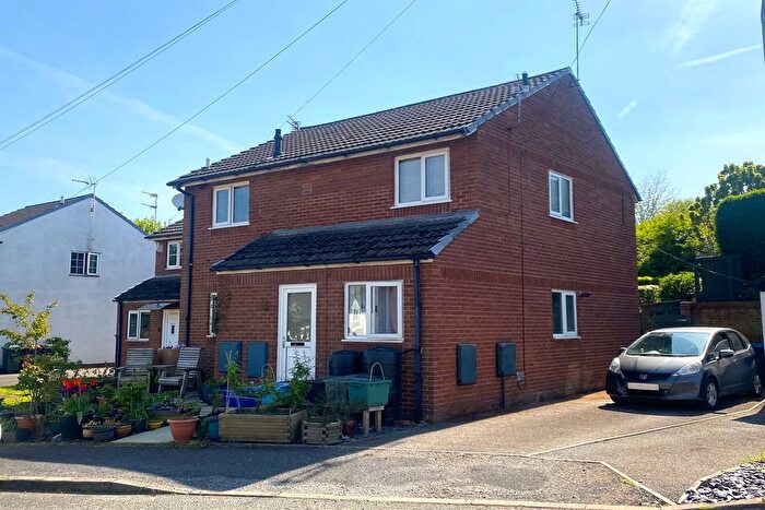2 Bedroom Flat To Rent In Quay Side, Frodsham, WA6