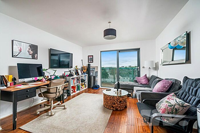 1 Bedroom Apartment To Rent In Lock House, Oval Road, Camden, NW1