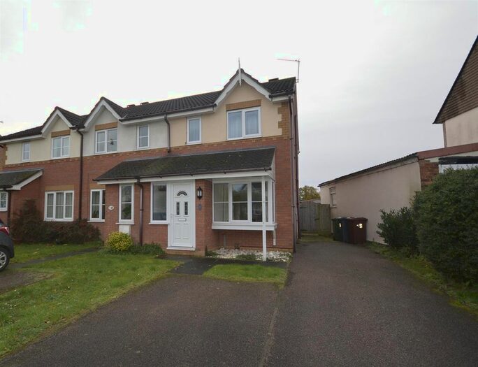 2 Bedroom Property To Rent In Admiral Walk, Greetwell Close, Lincoln, LN2