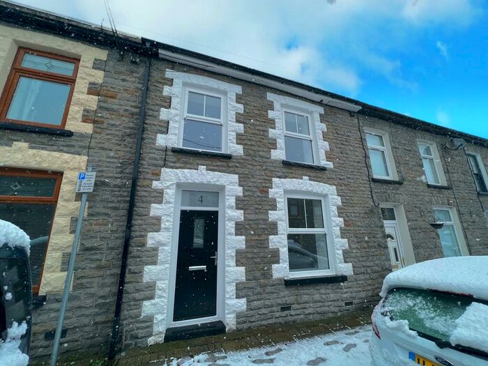 3 Bedroom House To Rent In Smith Street, Gelli, Pentre, CF41