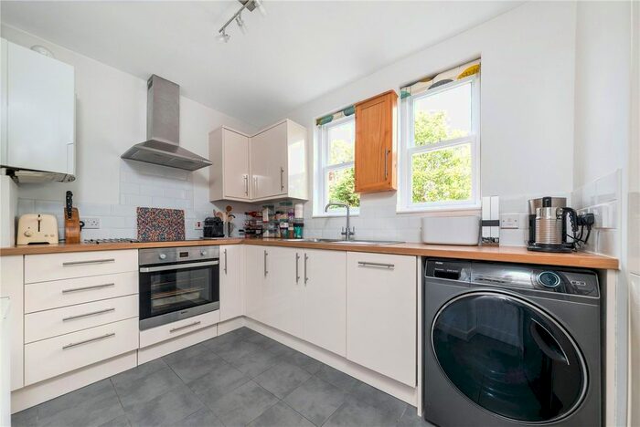 2 Bedroom Flat To Rent In Wickham Road, London, SE4