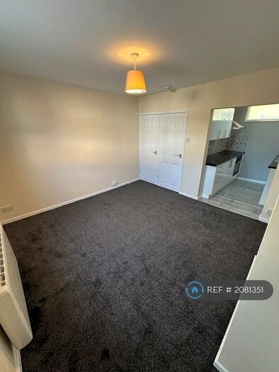 2 Bedroom Flat To Rent In Mansfield Road, Nottingham, NG5