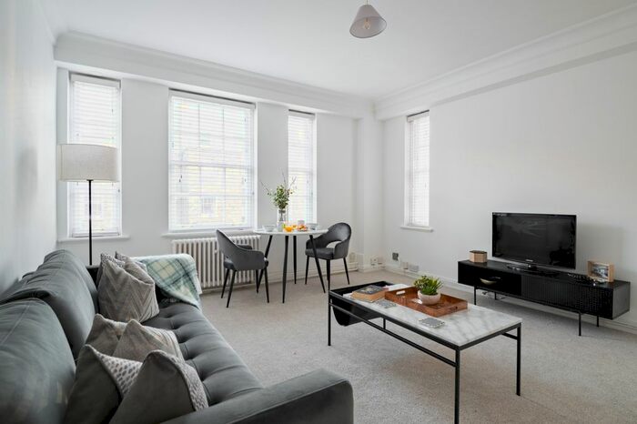 1 Bedroom Flat To Rent In Nelson House, Dolphin Square, London, SW1V