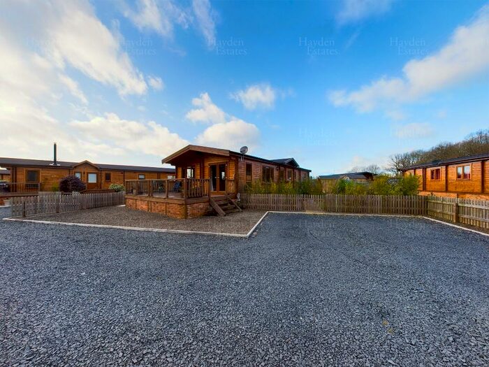 2 Bedroom Chalet For Sale In The Beechwoods, Button Bridge, Kinlet, DY12