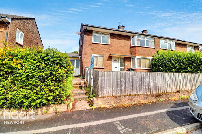 2 Bedroom Maisonette To Rent In Caradoc Close, Newport, NP18