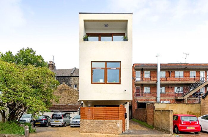 1 Bedroom Property To Rent In Barking Road, Plaistow, London, E13