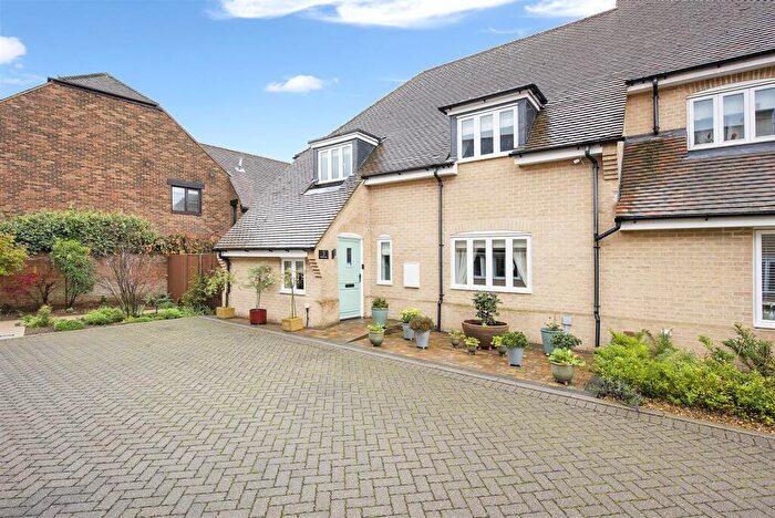3 Bedroom End Of Terrace House For Sale In Haven Close, Bury St. Edmunds, IP33