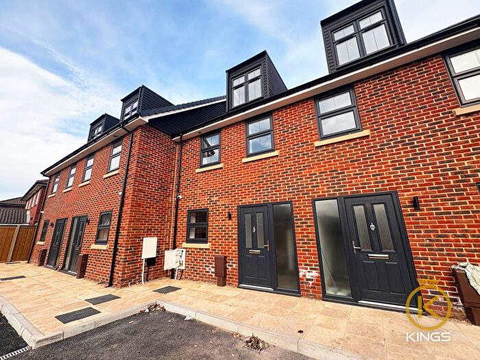 3 Bedroom Terraced House To Rent In Carpenter Close, Southsea, PO4