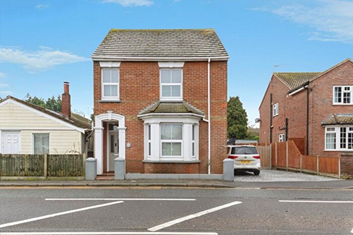 3 Bedroom Detached House For Sale In Kirby Road, Walton On The Naze, CO14