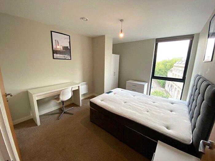 2 Bedroom Apartment To Rent In Adelphi Street, Salford, Manchester City Centre, Greater Manchester, M3