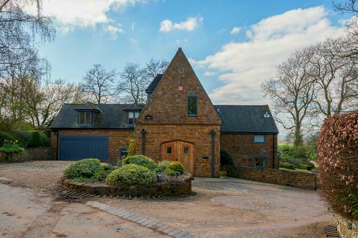 5 Bedroom Detached House For Sale In Southam, Warwickshire, CV47