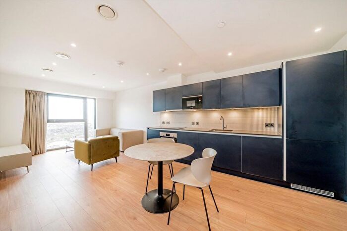 1 Bedroom Flat To Rent In Victoria Road, North Acton, W3