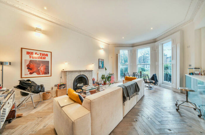 1 Bedroom Apartment To Rent In King Henrys Road, Primrose Hill, London, NW3